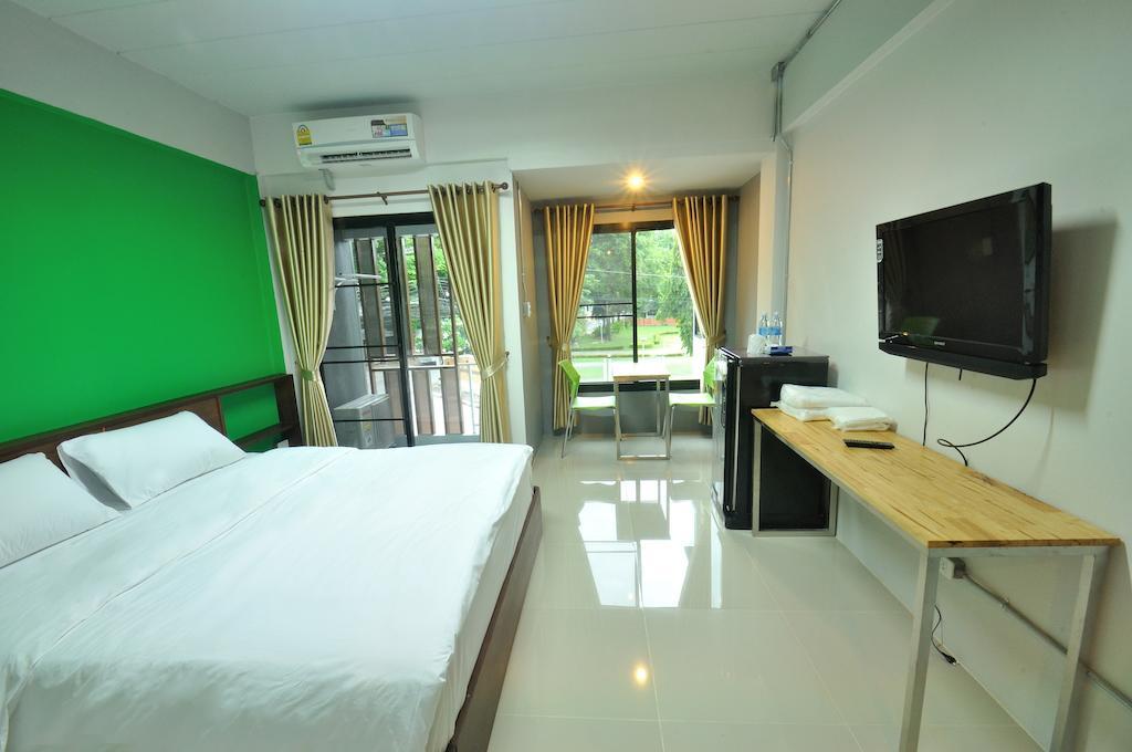 City Ratsada Lampang Rom bilde